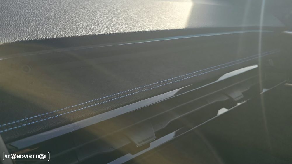 Renault Austral 1.2 E-Tech Techno Espirit - 15