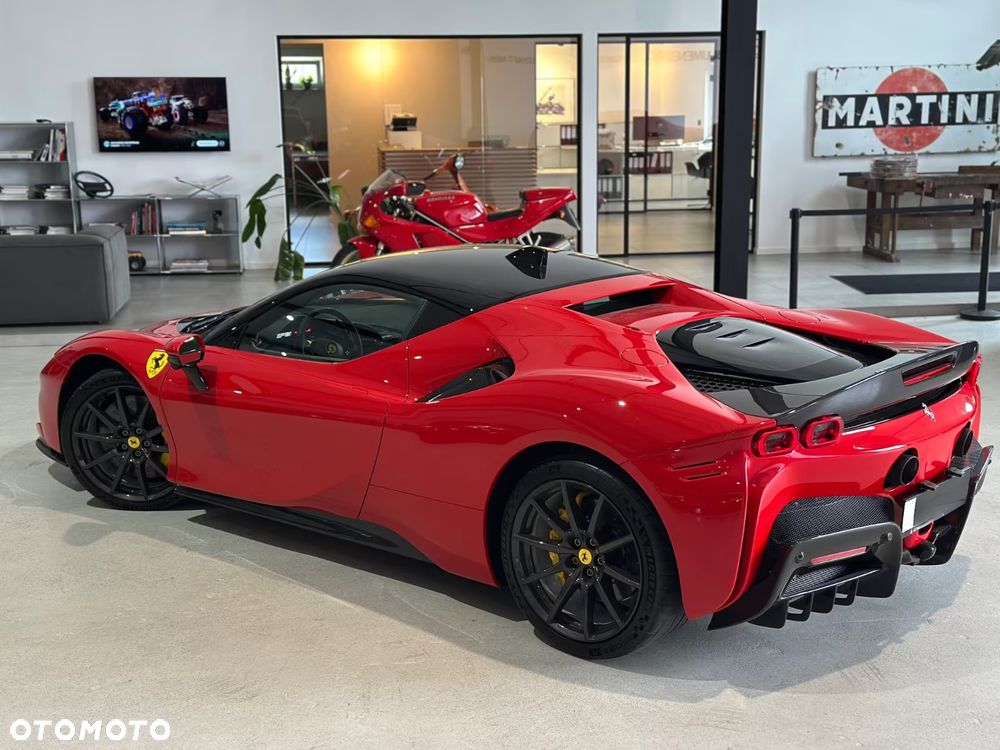 Ferrari SF90 Stradale - 2
