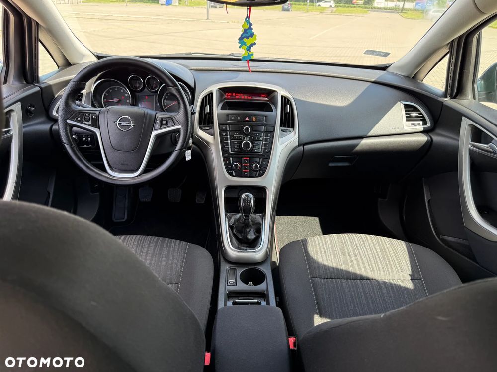 Opel Astra 1.6 Color Edition - 22