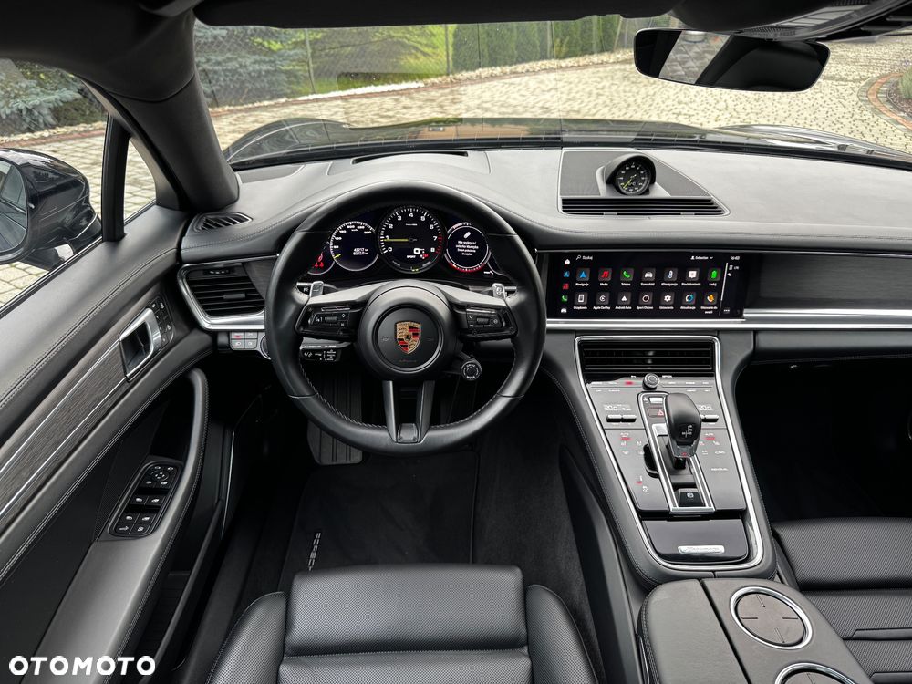 Porsche Panamera 4 E-Hybrid Platinum Edition - 11
