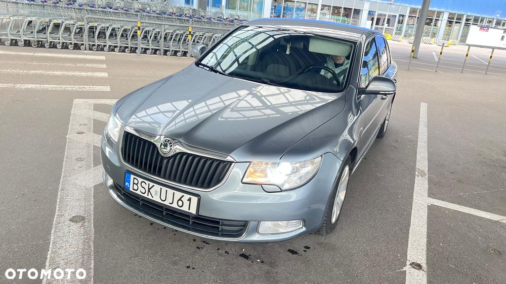 Skoda Superb 1.8 TSI Ambition DSG - 8