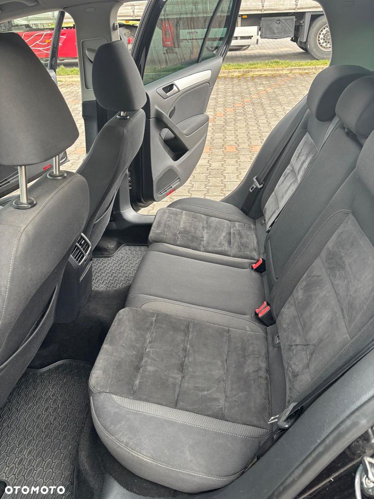 Volkswagen Golf 2.0 TDI Highline - 13