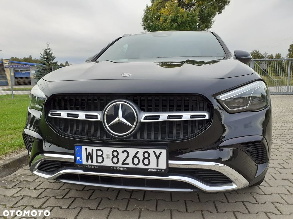 Mercedes-Benz GLA 200 Progressive - 2