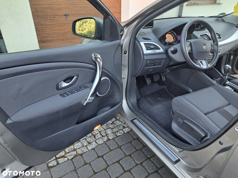 Renault Megane 1.6 16V 110 Dynamique - 16