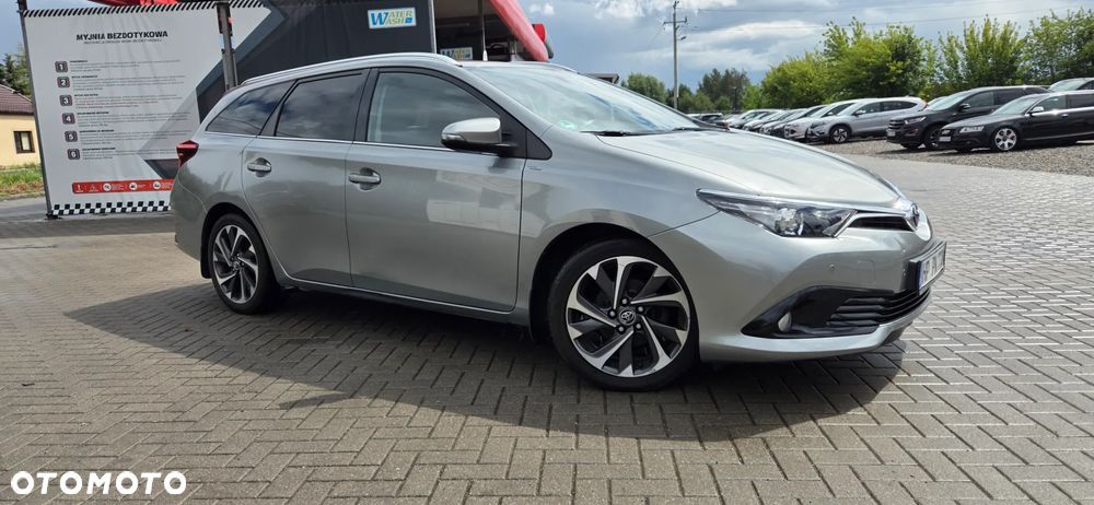 Toyota Auris 1.6 D-4D Design Edition - 21
