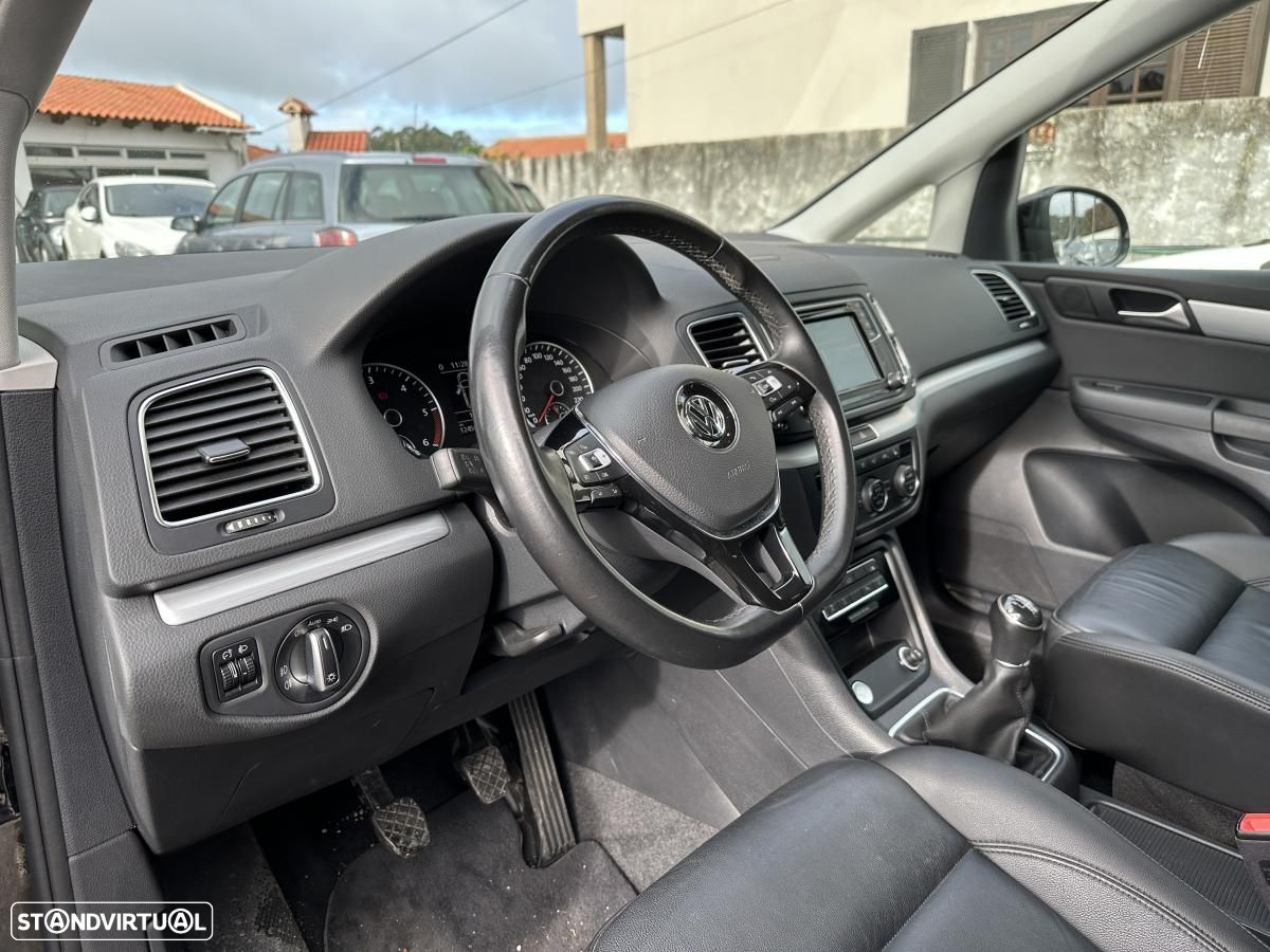 VW Sharan 2.0 TDi Blue Confortline - 11