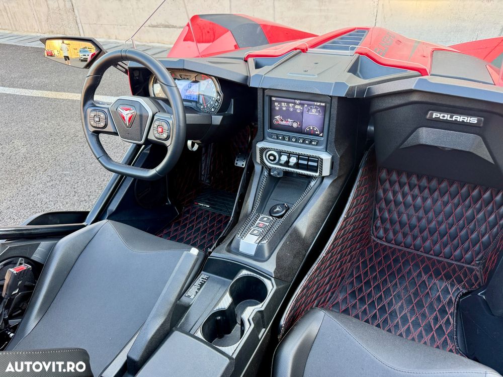 Polaris Slingshot - 7