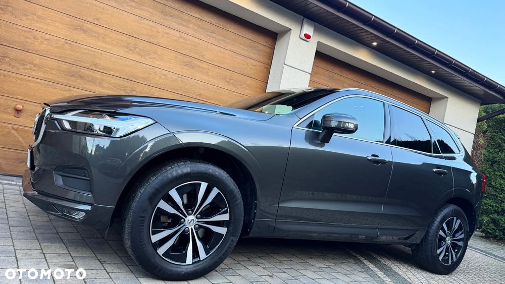 Volvo XC 60 D3 Momentum Pro - 4