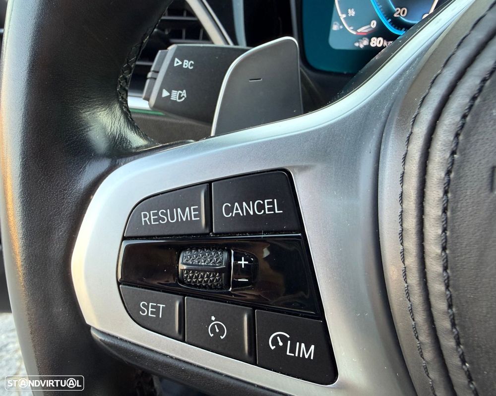 BMW 330 e xDrive Aut. M Sport - 16