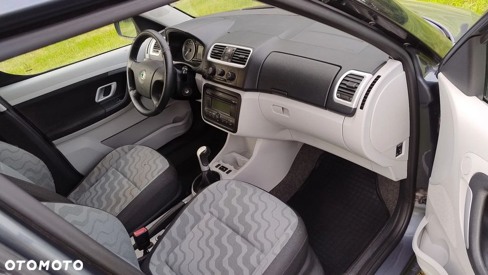 Skoda Roomster 1.2 12V HTP PLUS EDITION - 23