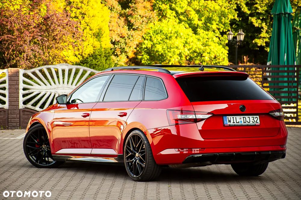 Skoda Superb 2.0 TDI 4x4 DSG Sportline - 17