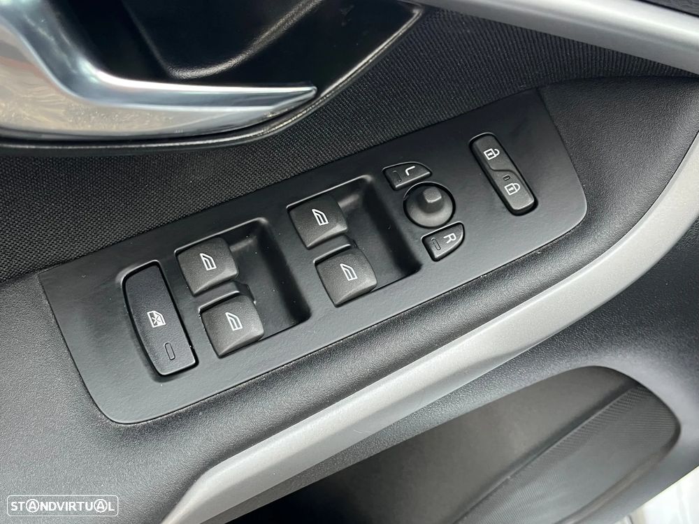 Volvo V40 1.5 T3 Sport Edition Geartronic - 20