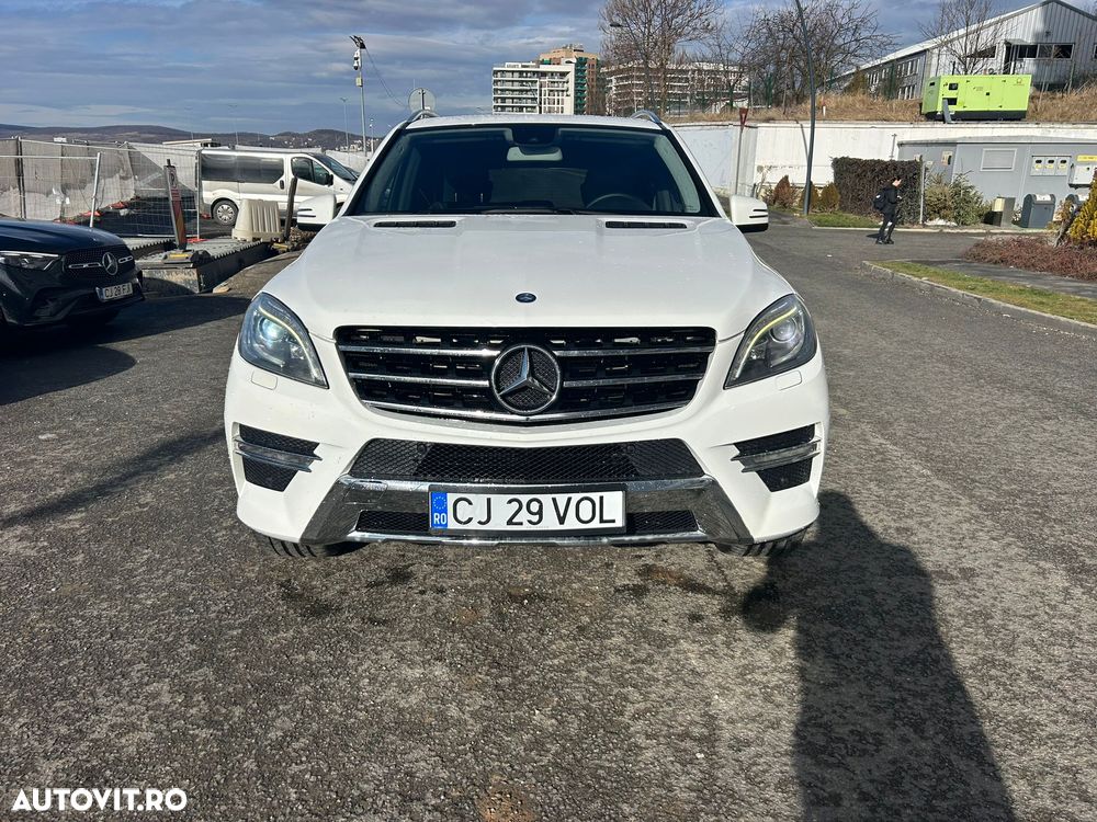 Mercedes-Benz ML 350 BlueTEC 4MATIC 7G-TRONIC Edition 1 - 2