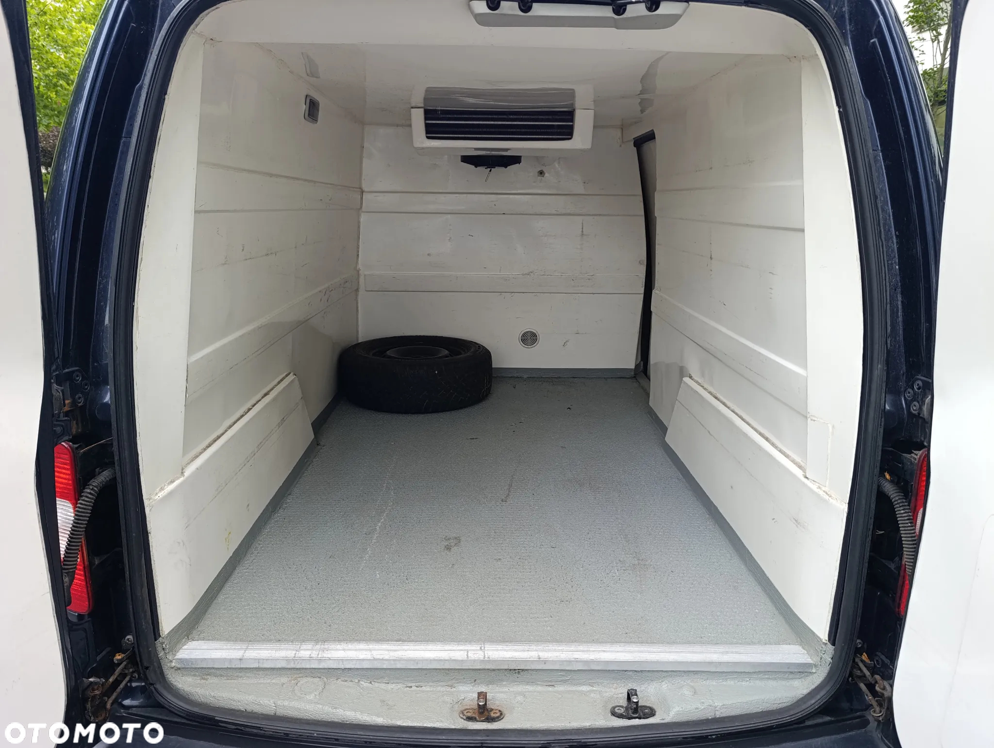 Volkswagen Caddy - 6