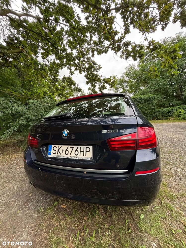 BMW Seria 5 530d xDrive Modern Line - 3