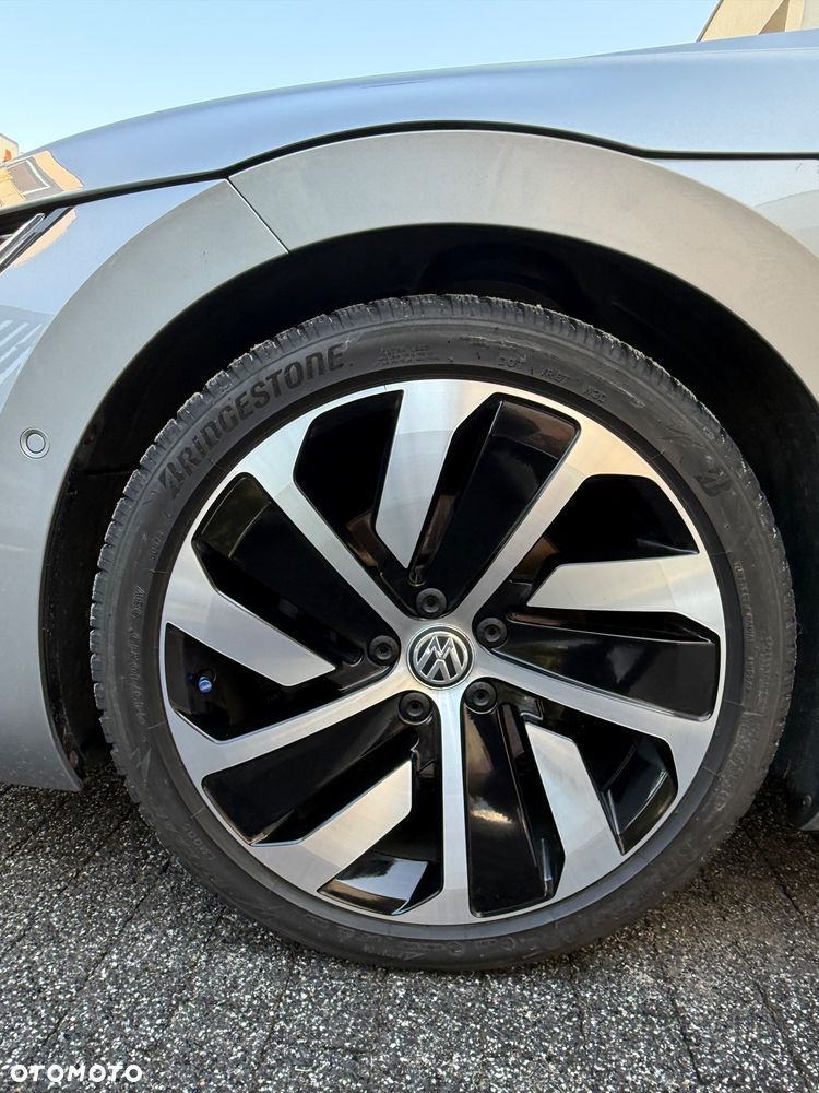 Volkswagen Arteon 2.0 TSI R-Line DSG - 2