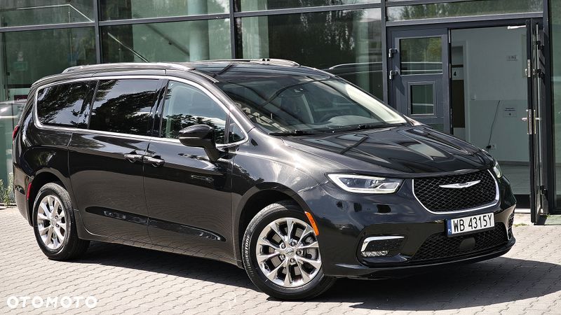 Chrysler Pacifica - 9