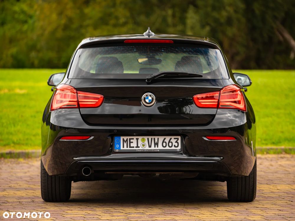 BMW Seria 1 120i Sport Line - 7