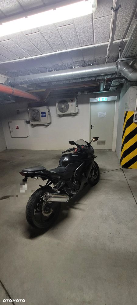 Kawasaki Ninja 250R - 10