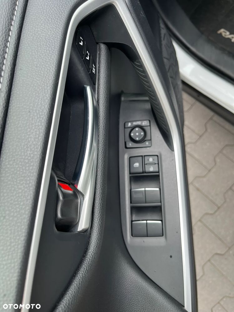 Toyota RAV4 2.5 Hybrid Executive 4x4 - 28