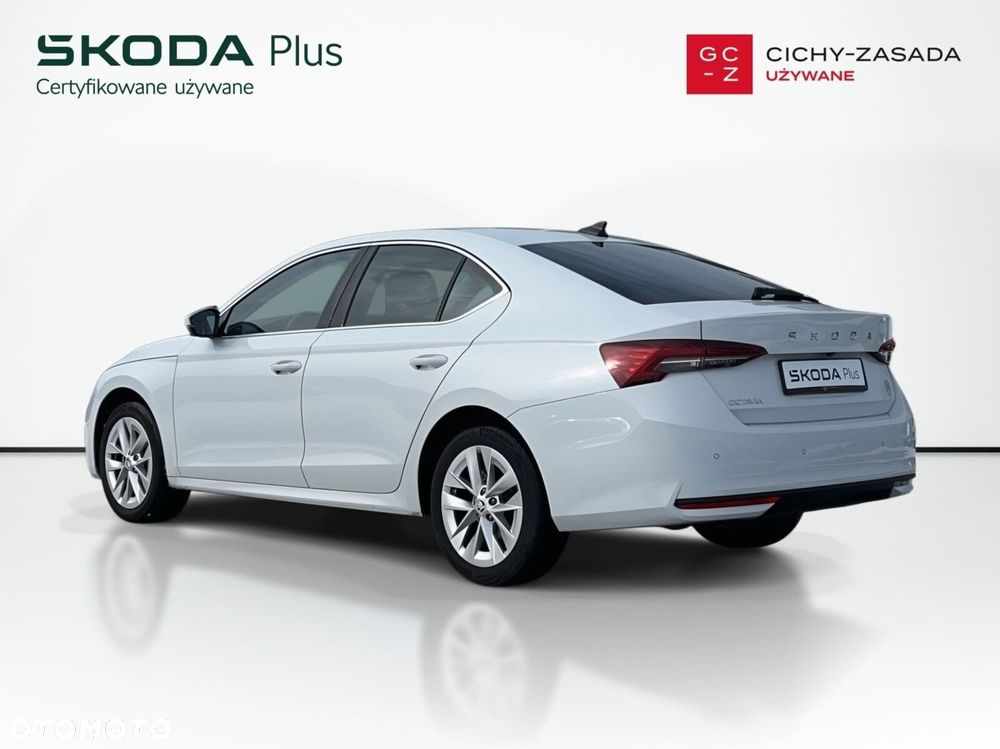 Skoda Octavia 2.0 TDI Selection DSG - 4