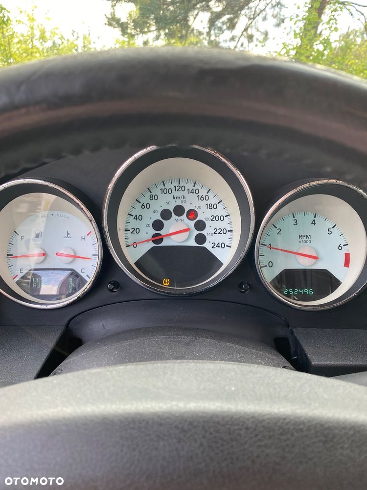 Dodge Caliber - 14