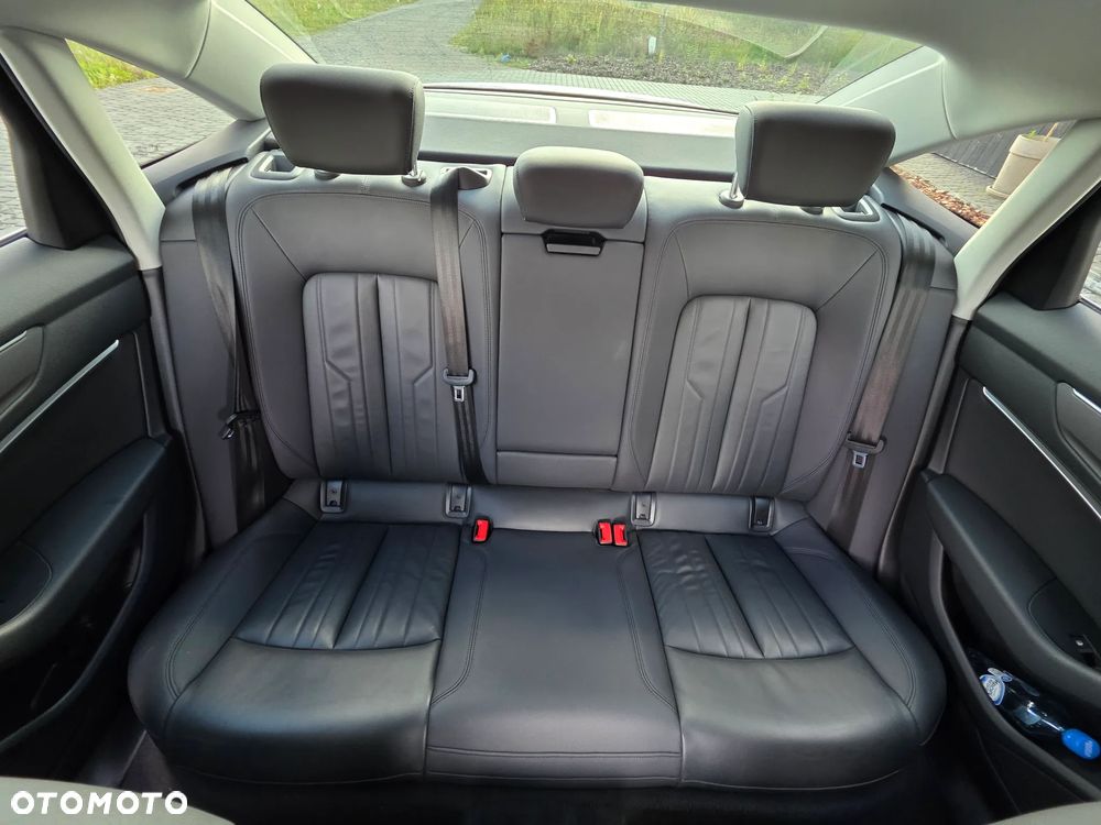 Audi A6 Limousine 40 TDI mHEV Quattro S tronic - 8