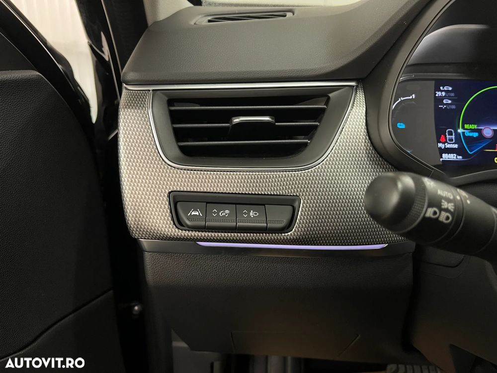 Renault Arkana E-TECH 145 Evolution - 26