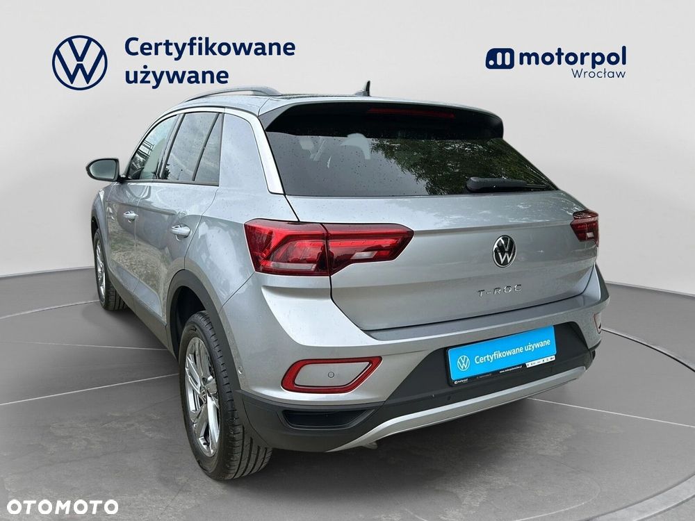 Volkswagen T-Roc - 4