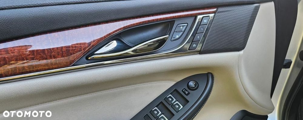 Cadillac CTS - 6