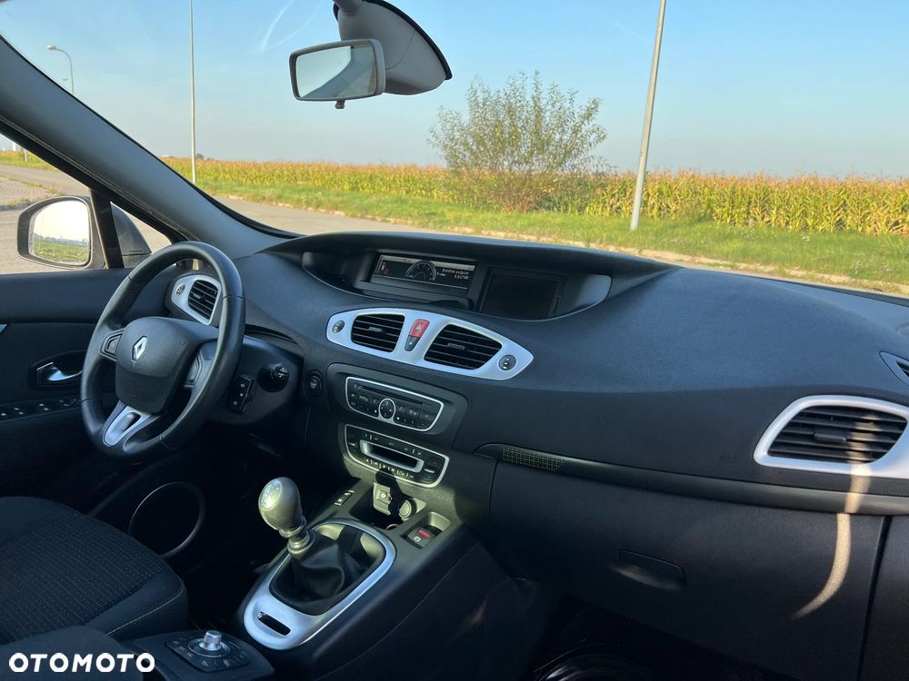 Renault Scenic 1.9 dCi Expression - 12