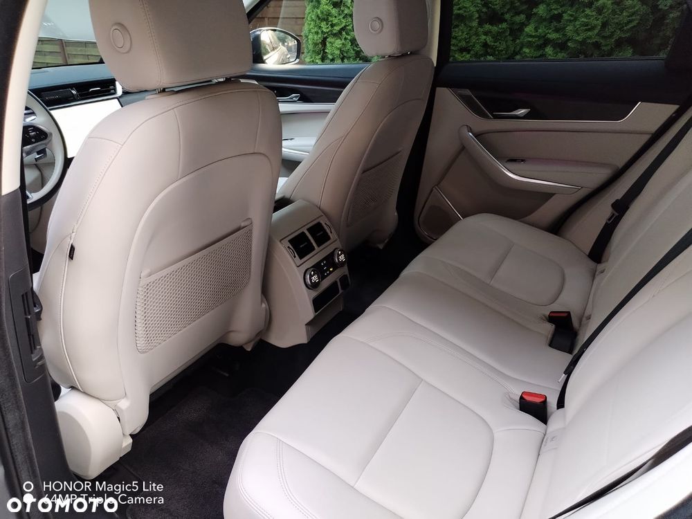 Jaguar F-Pace P400e AWD R-Dynamic SE - 21
