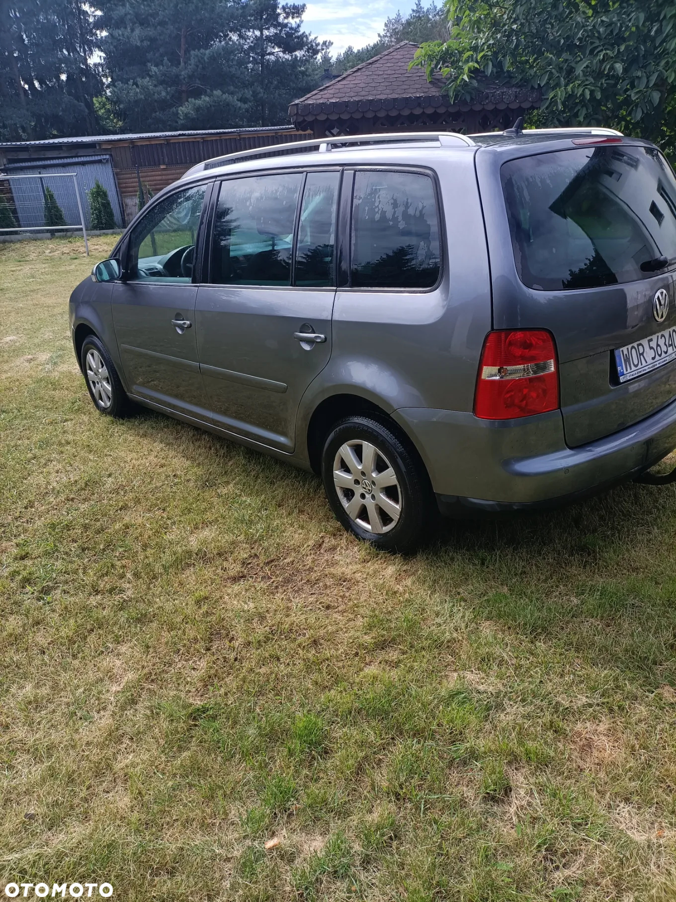 Volkswagen Touran 2.0 TDI DPF Highline - 8