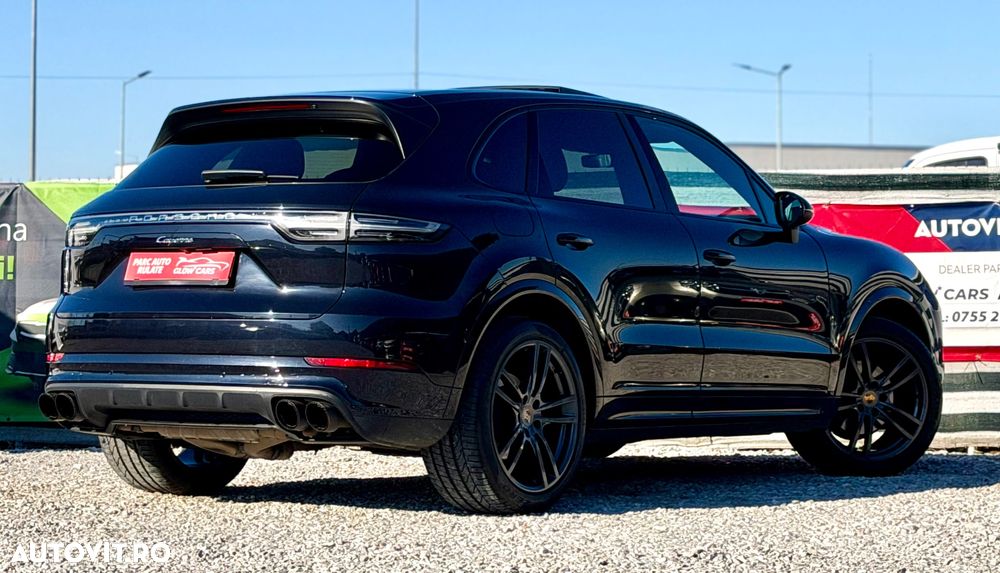 Porsche Cayenne - 20