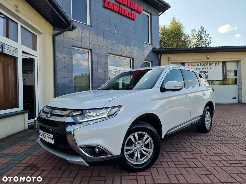 Mitsubishi Outlander - 1