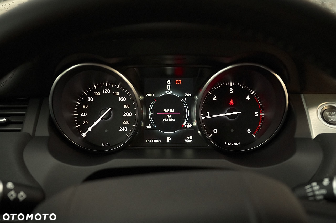 Land Rover Range Rover Evoque - 32