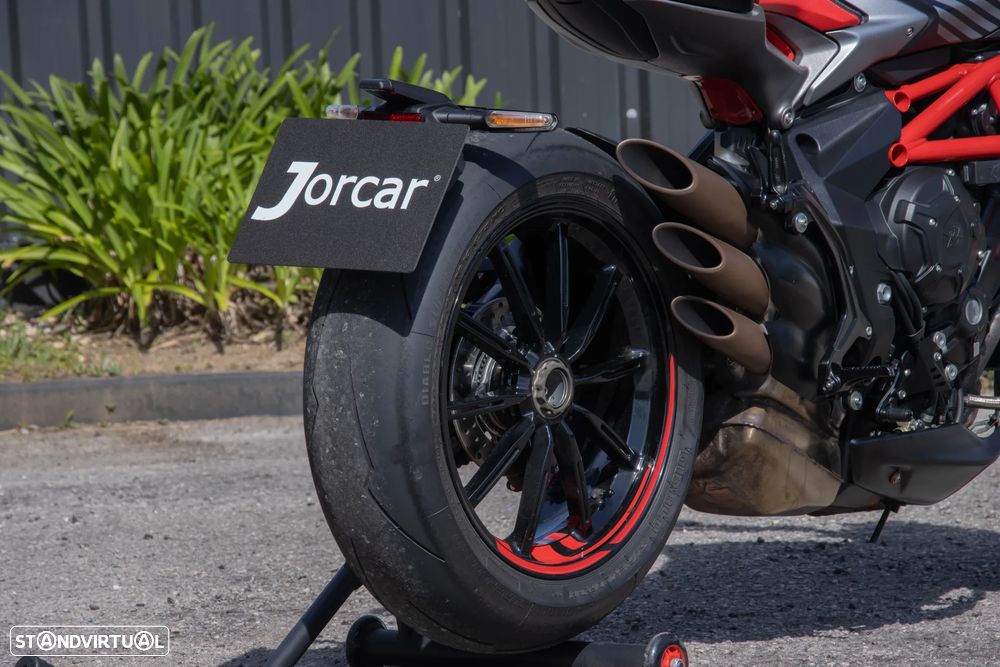 MV Agusta Brutale RR Pirelli Edition 36/50 - 28