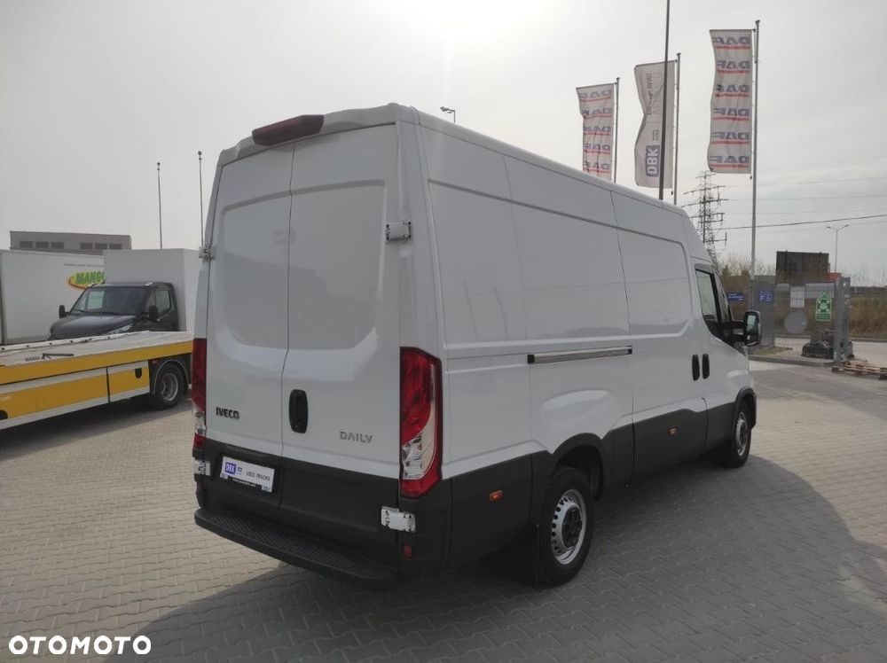 Iveco 35S16 - 10
