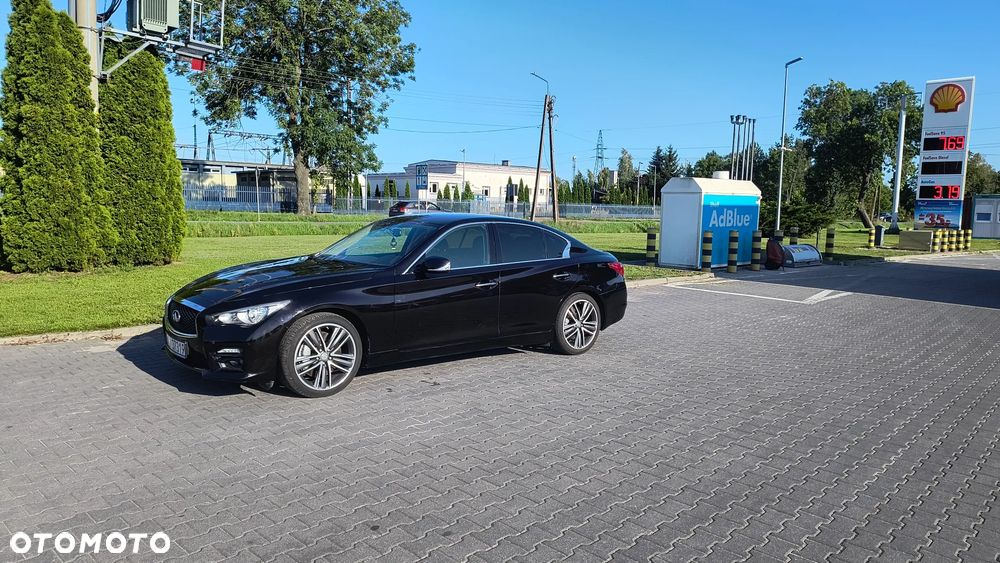 Infiniti Q50 - 16