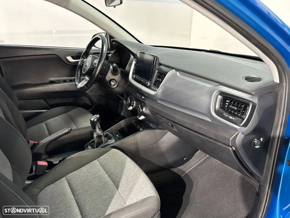 Kia Stonic - 9