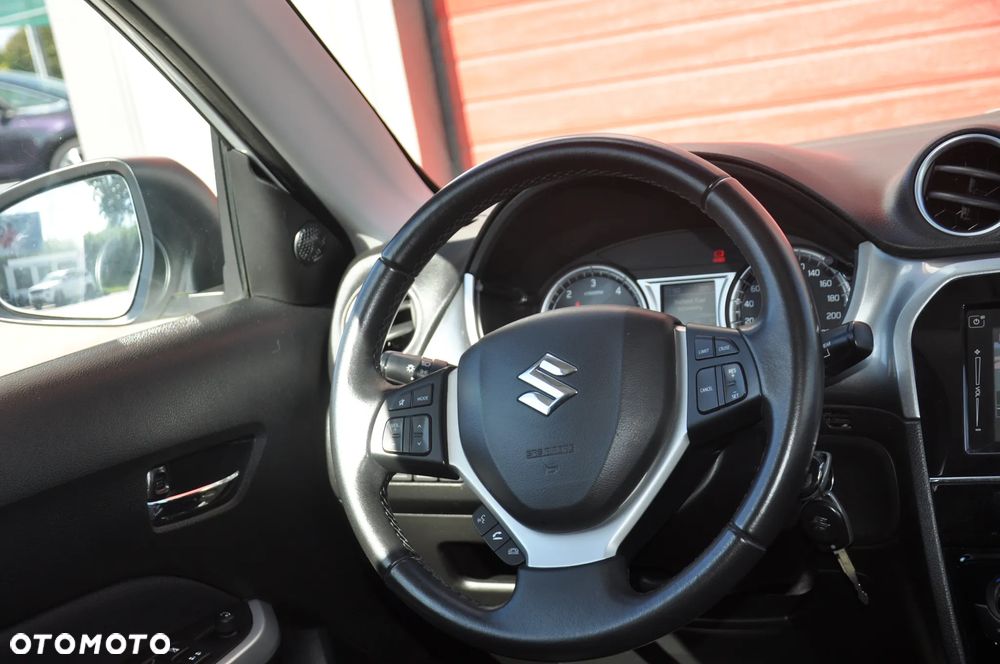 Suzuki Vitara - 33