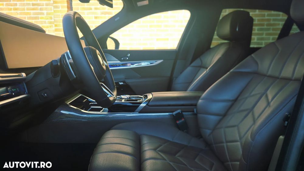 BMW Seria 7 - 12