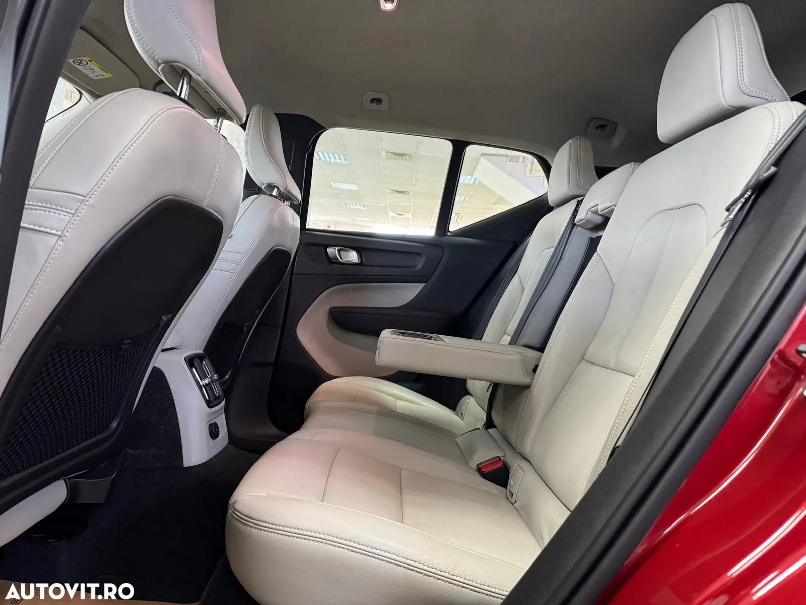Volvo XC 40 T4 Recharge DKG Inscription - 16