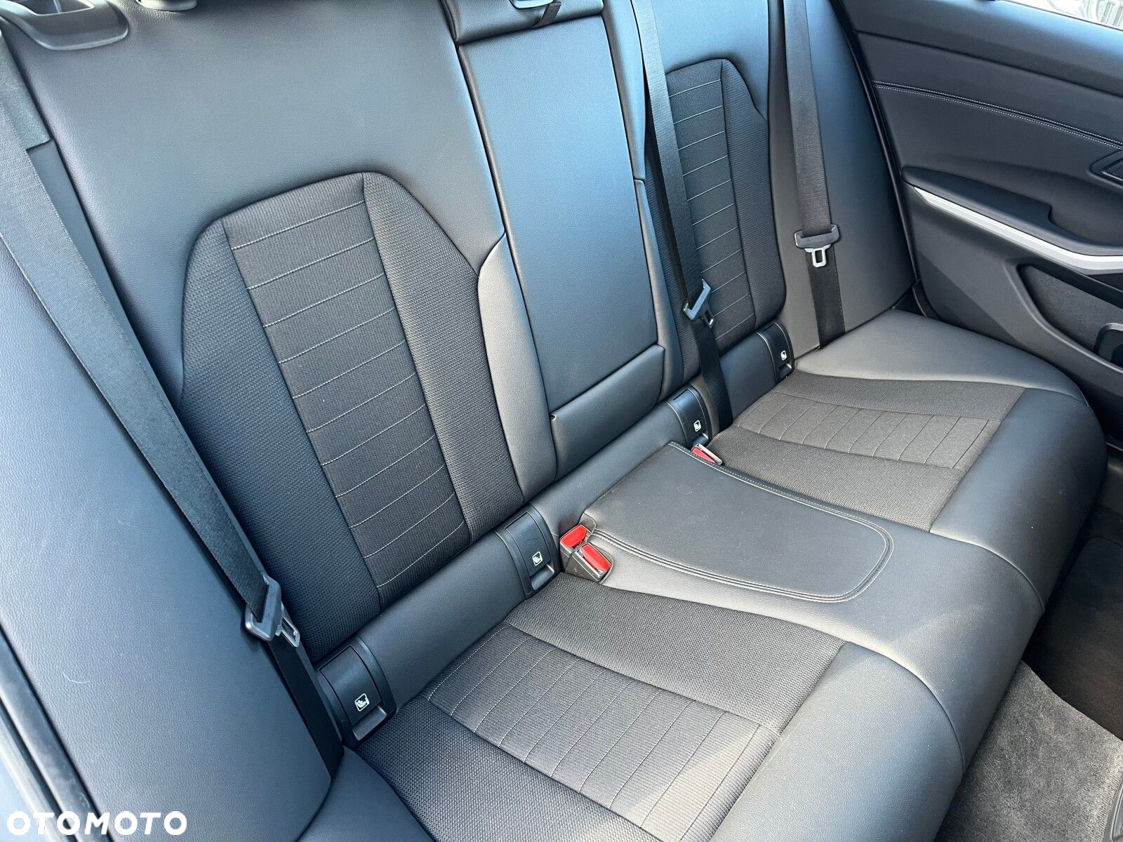 BMW Seria 3 318i - 32