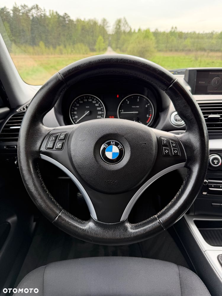 BMW Seria 1 120d DPF Edition Lifestyle - 20