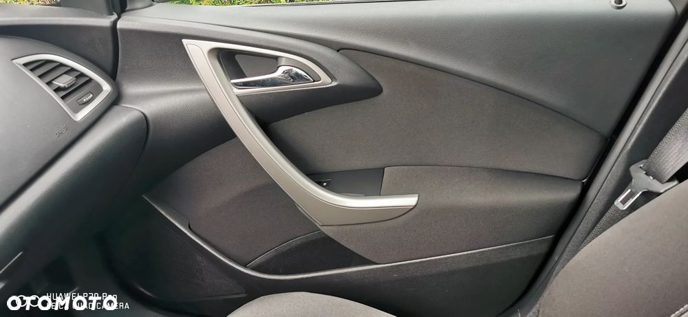 Opel Astra 1.4 Turbo Design Edition - 6