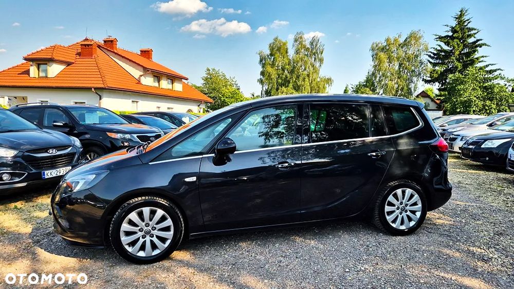 Opel Zafira - 22