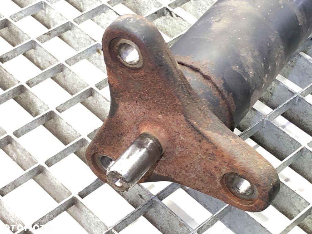 WAŁ NAPĘDOWY TYŁ  BMW 5 Touring (F11) 2009 - 2017 530 d 190 kW [258 KM] olej napędowy 2011 - - 4