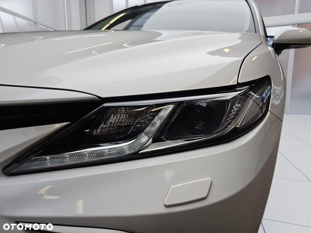 Toyota Camry 2.5 Hybrid Prestige CVT - 30