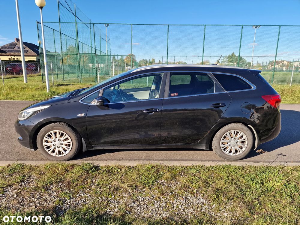 Kia Ceed Cee'd 1.6 CRDi Business Line - 4